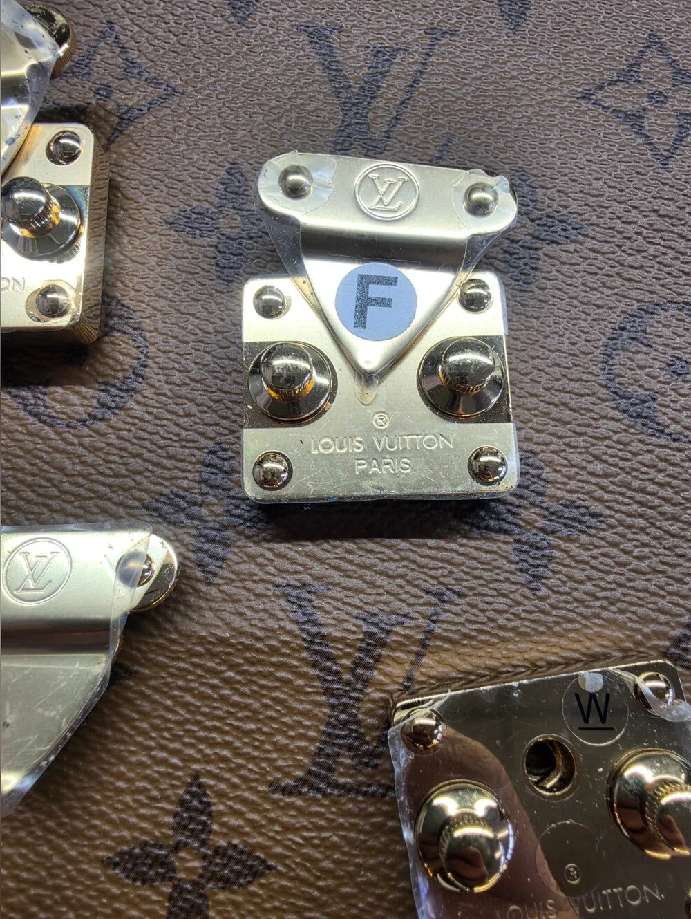 Louis Vuitton Gold Tone Metal Fastener Hardware Set